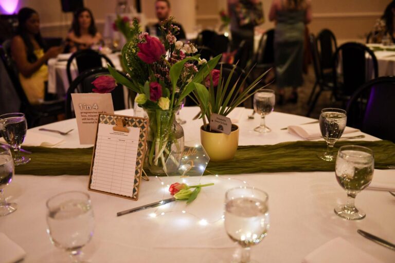 Gala Table